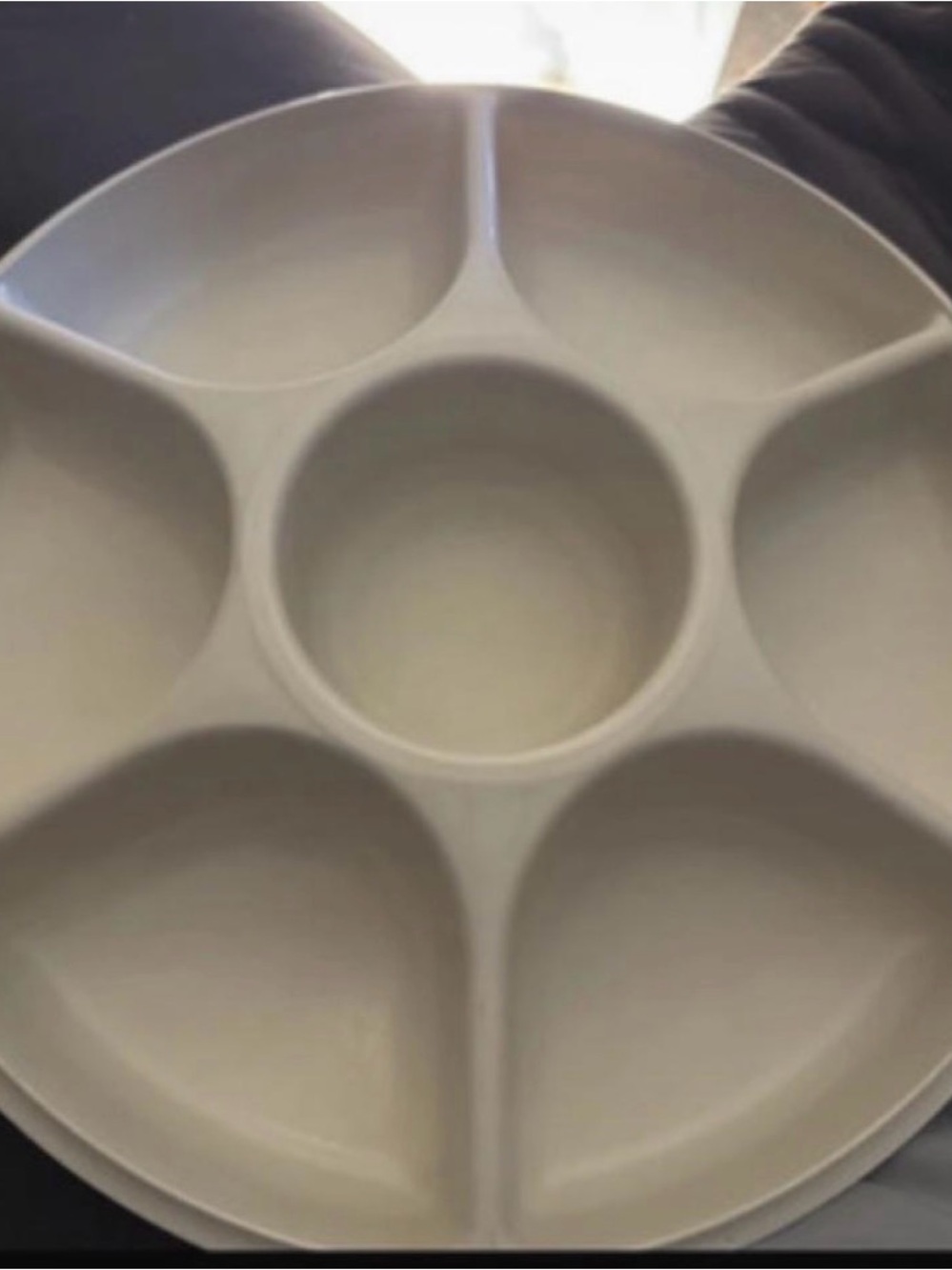 Tupperware Cream Sectioned Snack Server